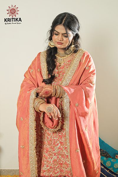 Inayat Lehenga Gallery Image 2