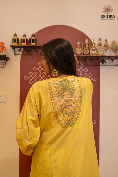 Jarifa Suit Gallery Image 1
