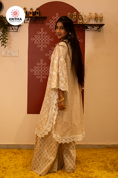 Malini Suit