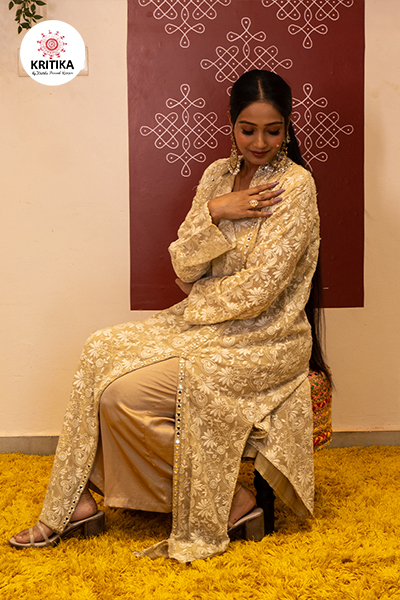 Phoolika Suit