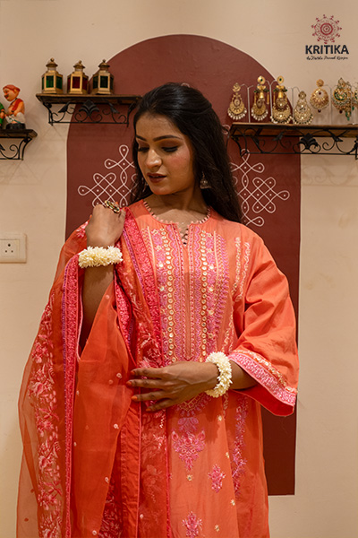 Shafaq Suit Gallery Image 2
