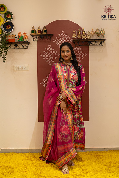 Zareen Suit Gallery Image 1